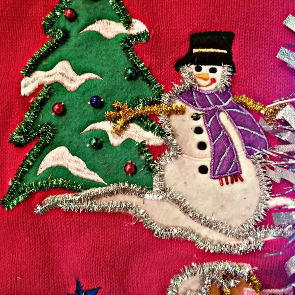 North Pole LIGHT UP Ugly/Tacky Christmas Sweater - Picture 3 of 6